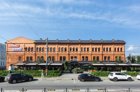 Kozyrek Nizhniy Novgorod kafe Gus v yablokakh (2).jpg