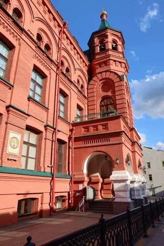 Ograzhdeniye chugunnymi balyasinami (13).JPG